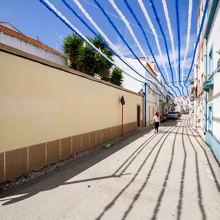 Amélia - Surf Camp Peniche